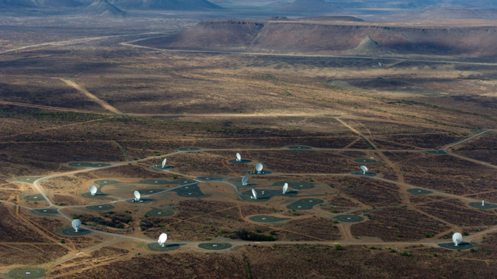 Aerial photograph of the MeerKAT array taken in 2016 (Credit: SKA Africa) Aerial photograph of the MeerKAT array taken in 2016 (Credit: SKA Africa)