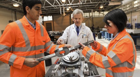 Retired engineers required: Graduates need experienced mentors Article image