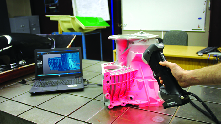 HandySCAN3D_VXelements_small A HandySCAN3D handheld device scans an object (Credit: Creaform 3D)