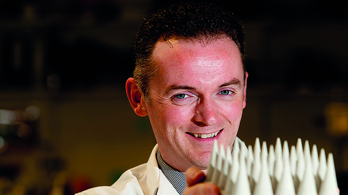 Media,787557,en Ryan Donnelly is developing dissolving needles for a better way of giving drugs. Don’t worry, they’re not actually that big (Credit: Queen's University Belfast)
