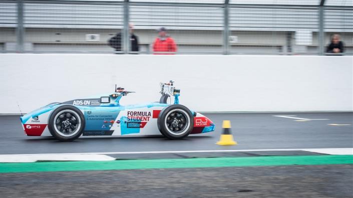 The ADS-DV at a wet Acceleration course in 2019
