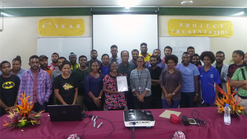 Dr Syed Wahid (centre) and the Mechanical Engineering Students with the Certificate of Recognition of the formation of a Student Chapter