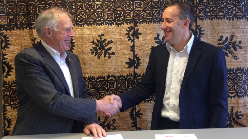 Signing the Agreement