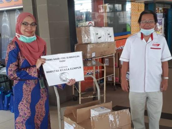 Certificate of Appreciation presented by Hospital Kuala Lumpur to Mohd Nurezman