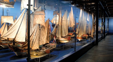 Sea of yachts: One gallery is filled with a myriad models Article image