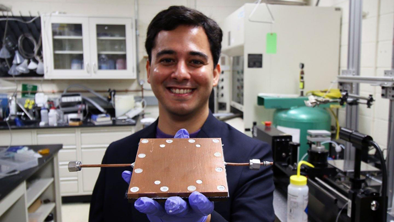 One-way heat transfer could cool toasty aircraft systems or server farms Image